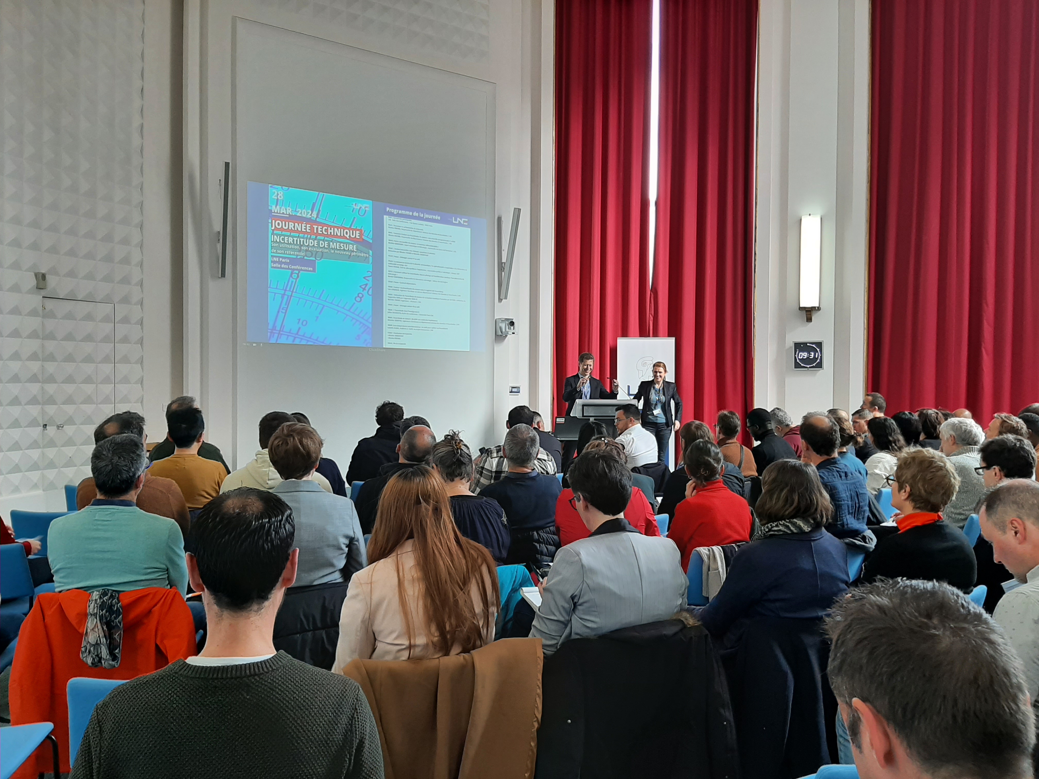 Salle des conférences journée technique incertitude de mesure 