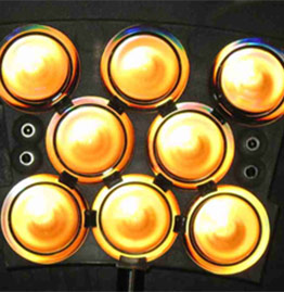 An operating theatre light (scialytic)