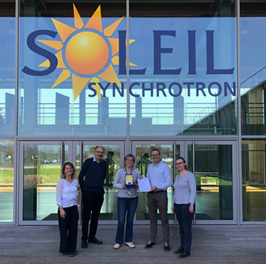 Remise de l'étalon au Synchrotron SOLEIL